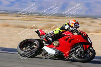 media/Jan-09-2022-SoCal Trackdays (Sun) [[2b1fec8404]]/Turn 8 (1045am)/